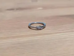 ４°C　婚約指輪のサムネイル