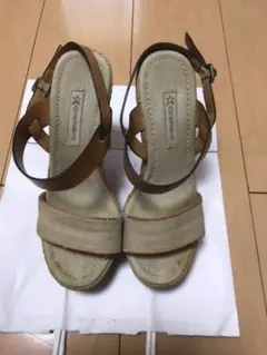 【最終値下げ】oroneroサンダルのサムネイル