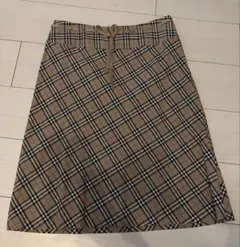 Burberrys BLUE LABEL 台形スカートノバチェック 38のサムネイル