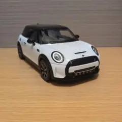 2026年最新】ミニクーパー ミニカー 1/18の人気アイテム - メルカリ