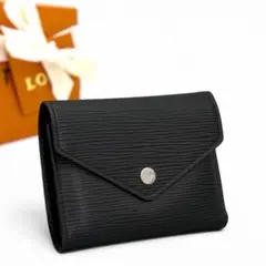 極美品　ルイヴィトン　エピ　ポルトフォイユ　ヴィクトリーヌ　ブラック　財布