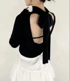 スナイデル　バックニットプルオーバー