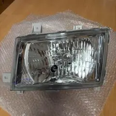 【左のみ】いすゞ純正 ヘッドランプ 本体 8-98241343-0 左のみ】いすゞ純正 ヘッドランプ 本体 8-98241343-0 - メルカリ
