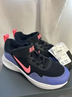 新品未使用　NIKE スニーカー 18.0cm ブラック/ピンク/パープル