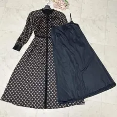 GANNI ガニー ピンストライプ　パフスリーブ ロングワンピース 34 紺 GANNI ガニー ピンストライプ パフスリーブ ロングワンピース 34 紺