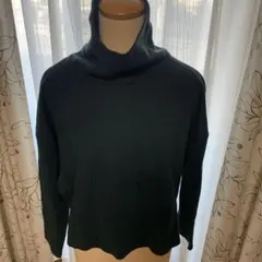 アーバンリサーチ　ダークグリーン タートルネック ニット