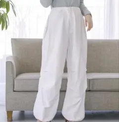 earthy アーシー　撥水　パラシュートパンツ　ホワイト　白　Fサイズ