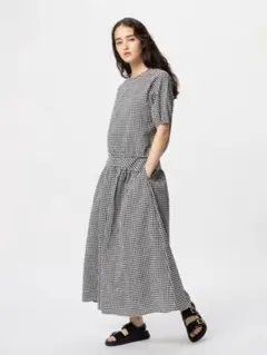 UNIQLO シアサッカーボリュームスカートのサムネイル