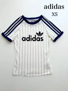 人気！adidas ストライプ Tシャツ リニアグラフィック　カリTシャツのサムネイル
