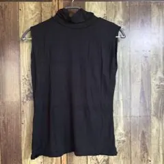優億　ハイネックノースリーブシャツ