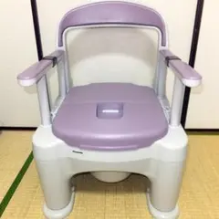 〔一度も使っていない〕介護用　ポータブルトイレ　パナソニック『ラフィーネ』のサムネイル