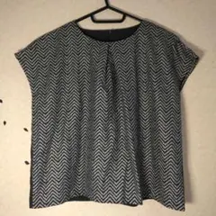 【美品】中川政七商店　フレンチスリーブ　ブラウス　紺色　ネイビーのサムネイル