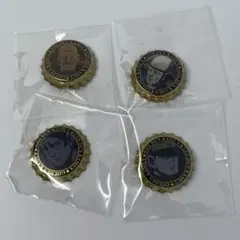 ゴールデンカムイ 鯉登音之進 月島基 都丹庵士 永倉新八 王冠缶バッジ セット