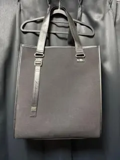riu Embossed tote bag Rちゃん　ショルダーバッグ RIU Rちゃん バッグ ホワイト｜Yahoo!フリマ（旧PayPayフリマ）