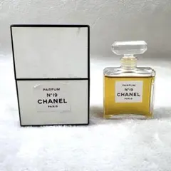 CHANEL シャネル No.19 パルファム 香水 ヴィンテージ 箱付