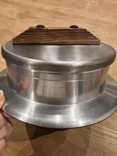 ウルシヤマ金属ご飯釜3合炊きのサムネイル