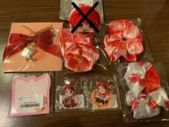 莉犬　グッズ　アクリルキーホルダー　シュシュ　もちころりん　リボンチャーム