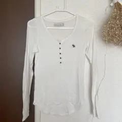 Abercrombie & Fitch Vネック長袖Tシャツ XS