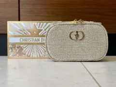 Christian Dior バニティポーチ ゴールド 星型チャーム　ノベルティのサムネイル