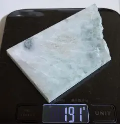 ☆翡翠原石☆稀少！下仁田翡翠【カチ割り・5面磨き577g】 - メルカリ