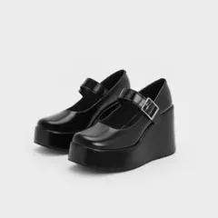 CHARLES & KEITH メリージェーンウエッジのサムネイル