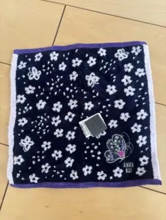 ANNA SUI 花柄ハンカチ