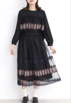 bulle de savon刺繍入りチュールスカート