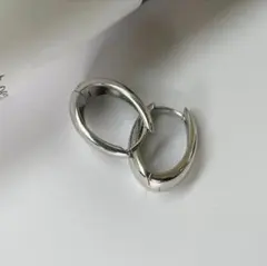 オーバルフープピアス　チャンキー　シルバー