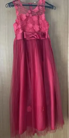 赤い花柄刺繍ドレス　140cm? 発表会