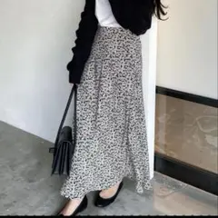 【nairo】花柄スカート Sサイズ