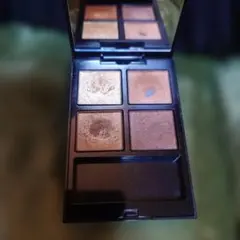 【ADDICTION】ザアイシャドウパレット●Timeless gold 004