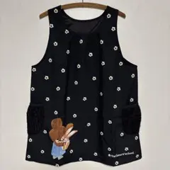 くまのがっこう小花柄モノトーンエプロン　学研エプロン　保育士ジャッキー