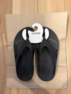 OOFOS リカバリーサンダル ブラックのサムネイル