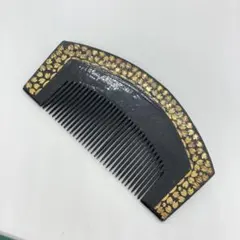 100419 金色の花模様 半月型木製櫛