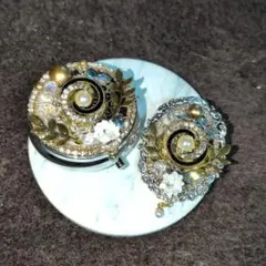 Item thumbnail for item 4203305a-40a5-4d52-adac-2f7a88e163c1