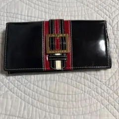 TOMMY HILFIGER 長財布 ブラック エナメル調のサムネイル