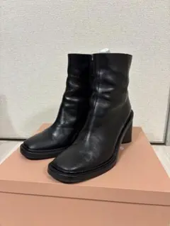 値下げ！Acne Studios レザーブーツ 37 黒のサムネイル