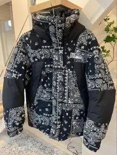 FIRST DOWN ペイズリー柄　ダウンジャケット