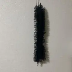 フリル付き黒チュールショルダーストラップ