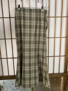 LOWRYS FARM チェック柄 マーメイド ロングスカートのサムネイル