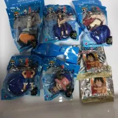 ワンピース　ペットボトルおまけ　フィギュア　ストラップ　７個まとめ売り