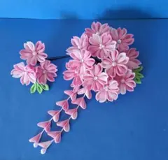 つまみ細工　髪飾り　卒業式　成人式　桜　薄ピンクぼかし色