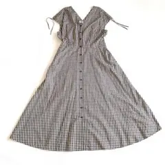 美品 23ss ユニクロ イネス コラボ コットンフレアVネックワンピース