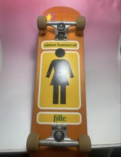 GIRL ガール　スケートボード　スケボー　コンプリート　中古スケートボード GIRL ガール スケートボード スケボー コンプリート 中古スケート