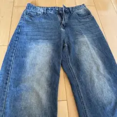 デニムブルー ワイドレッグジーンズ