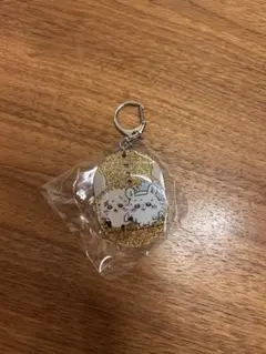 ちいかわ　ラメアクリルキーホルダー5 モモンガとラッコ