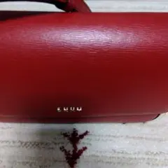 DKNY レッド ショルダーバッグ