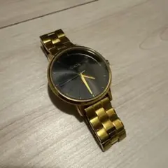 NIXON ゴールド ブラック 腕時計のサムネイル
