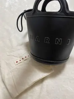 【美品】Marni Tropicalia バケットバッグ　ロゴ入り保存袋付きのサムネイル