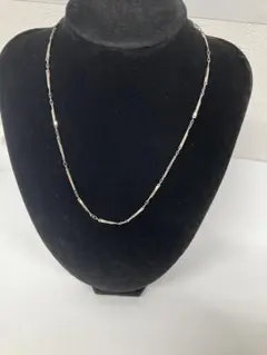 シルバーカラー チェーンネックレス